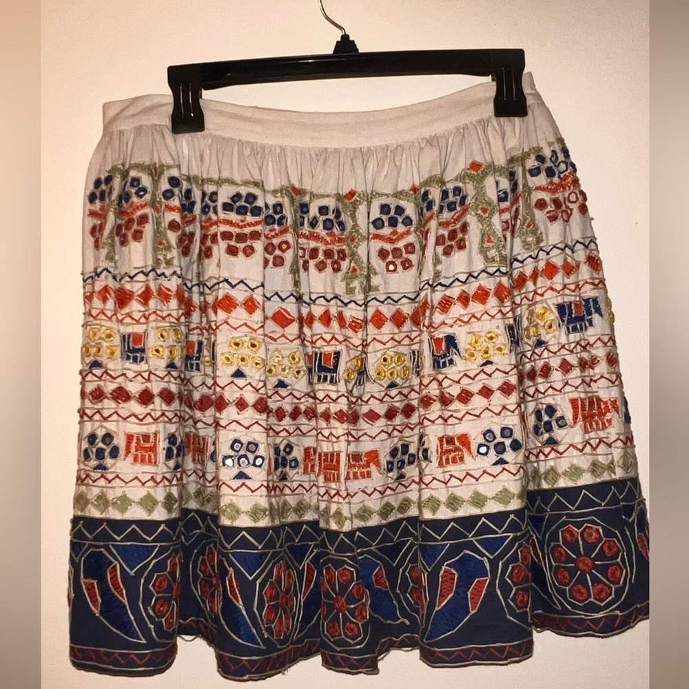 Alice and Olivia Tania mini skirt gently pre-used - Picture 2 of 12